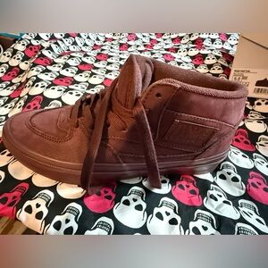 Vans Women's Athletic Shoes in Brown - 7.5